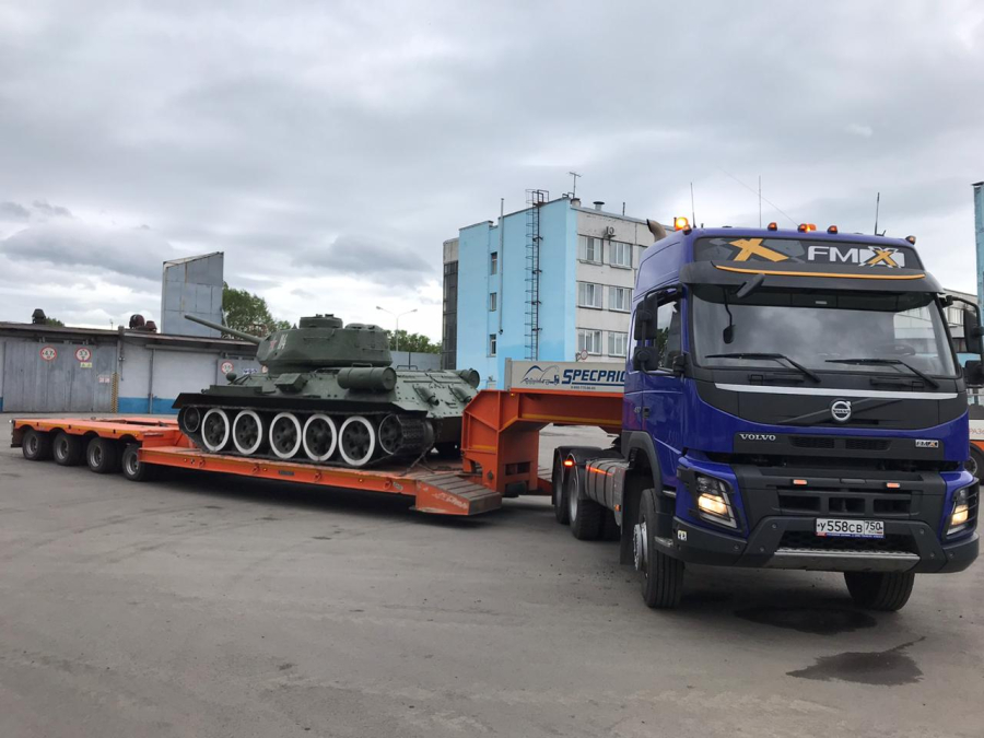 Погрузка и траспортировка Т-34 по заказу Евраз-Холдинга